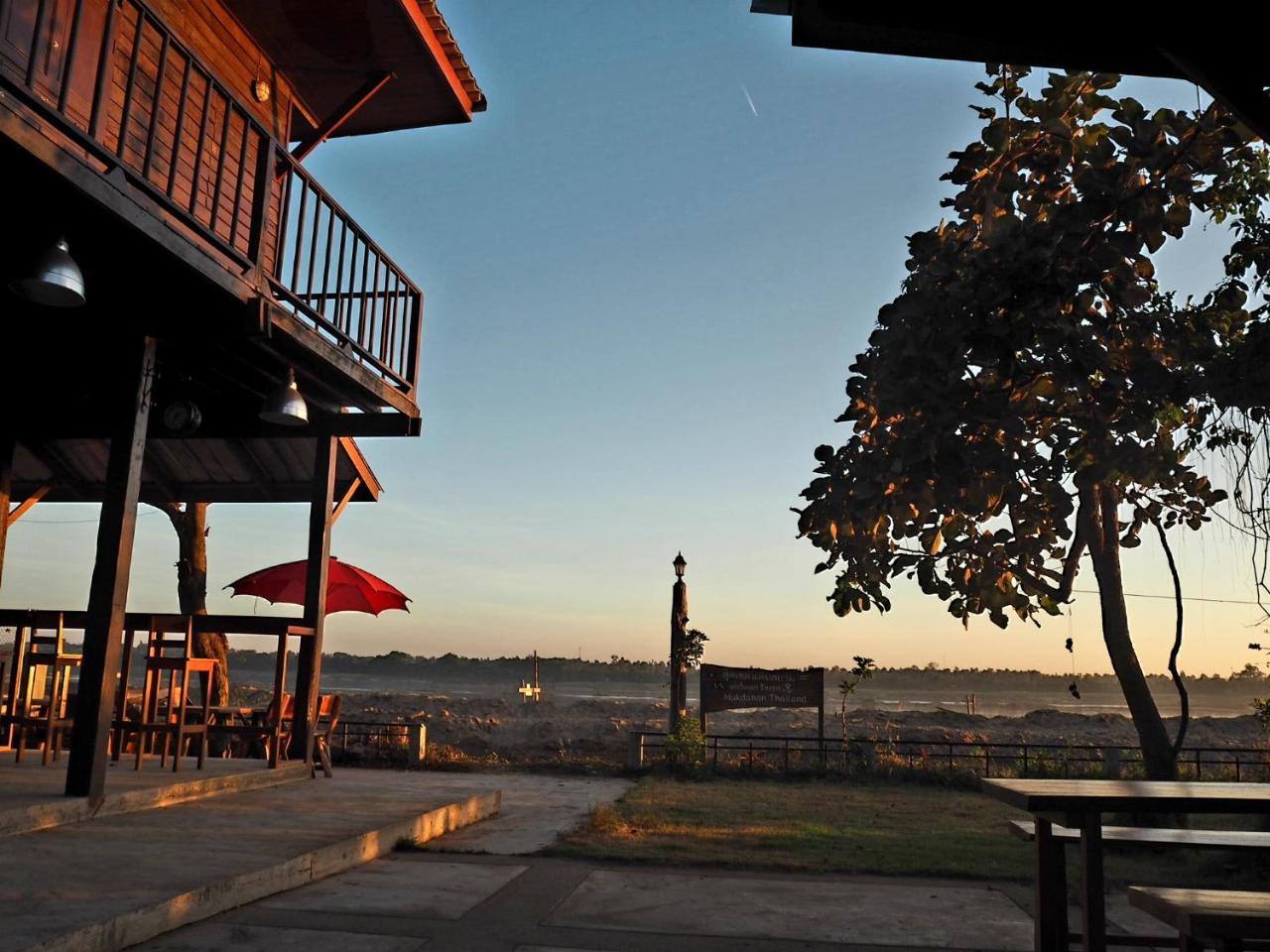 Nawiengkaeriverview Resort Mukdahan Exterior foto