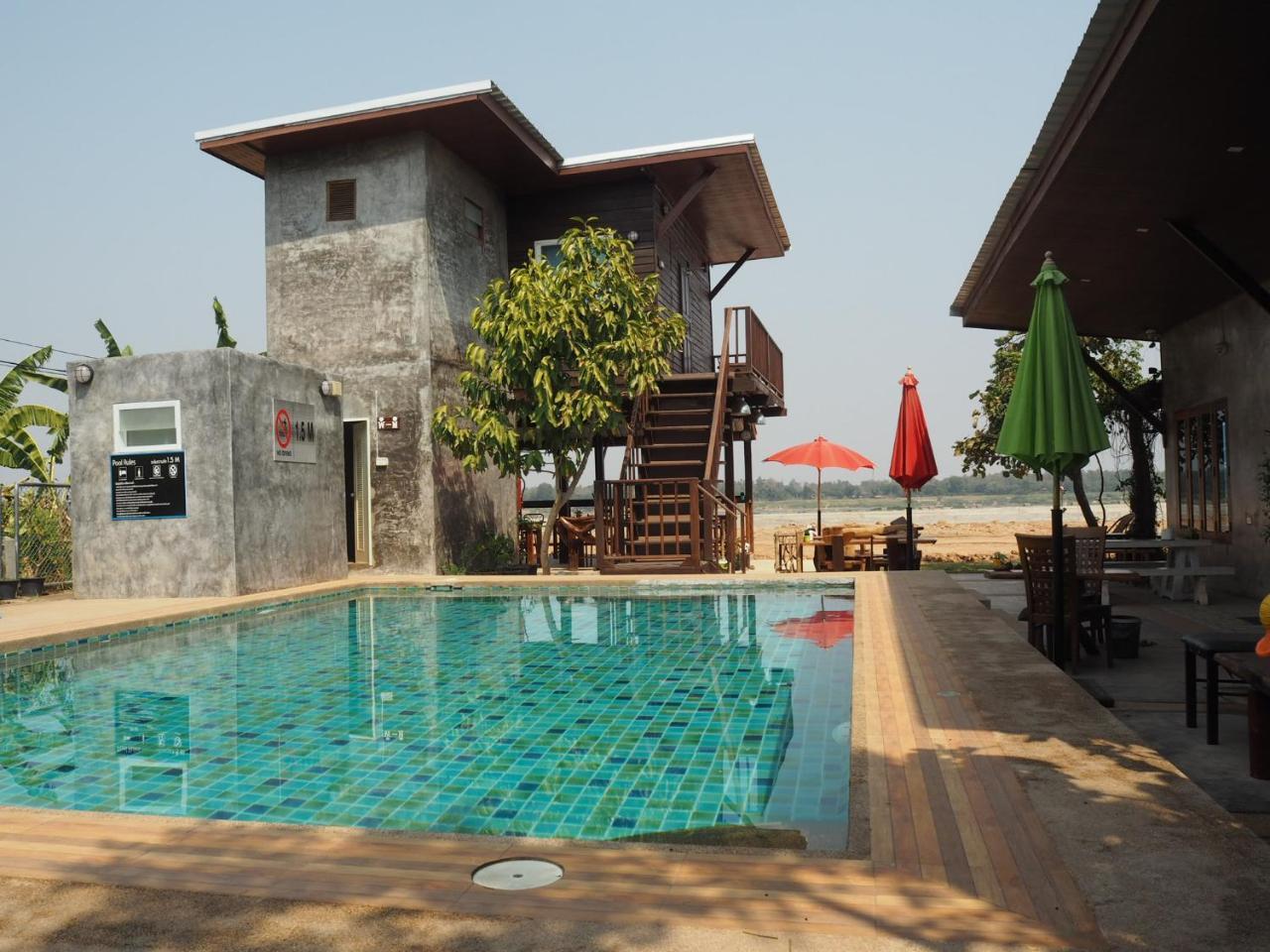 Nawiengkaeriverview Resort Mukdahan Exterior foto